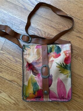 Patricia Nash Multicolor Floral Crossbody with Brown Leather Strap